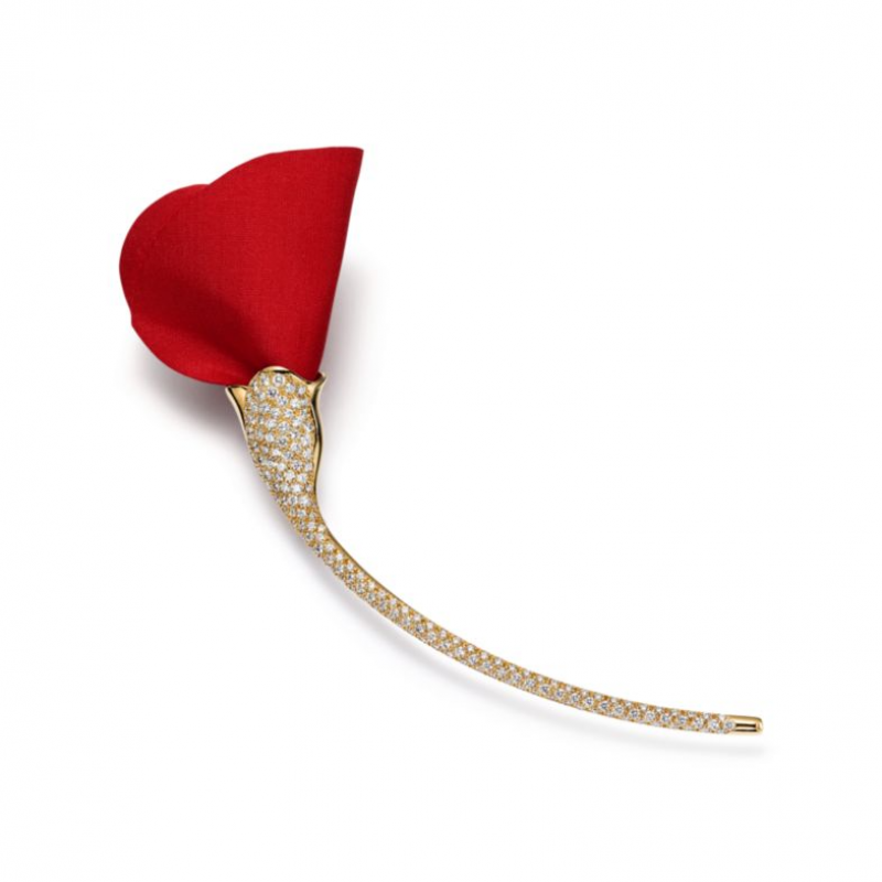 Trâm cài áo Amapola bằng Vàng Vàng với Kim Cương và Lụa Đỏ