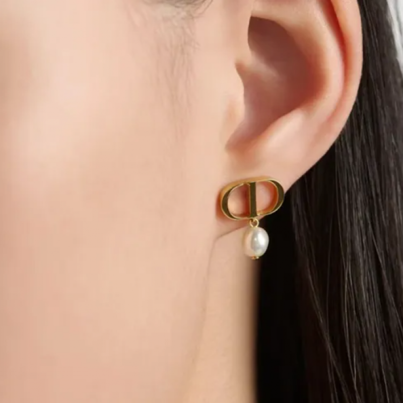 Khuyên Tai Nữ Dior Petit CD Matte Gold Metal And White Resin Pearls Earrings E1520PTCRS_D301 Màu Vàng Gold
